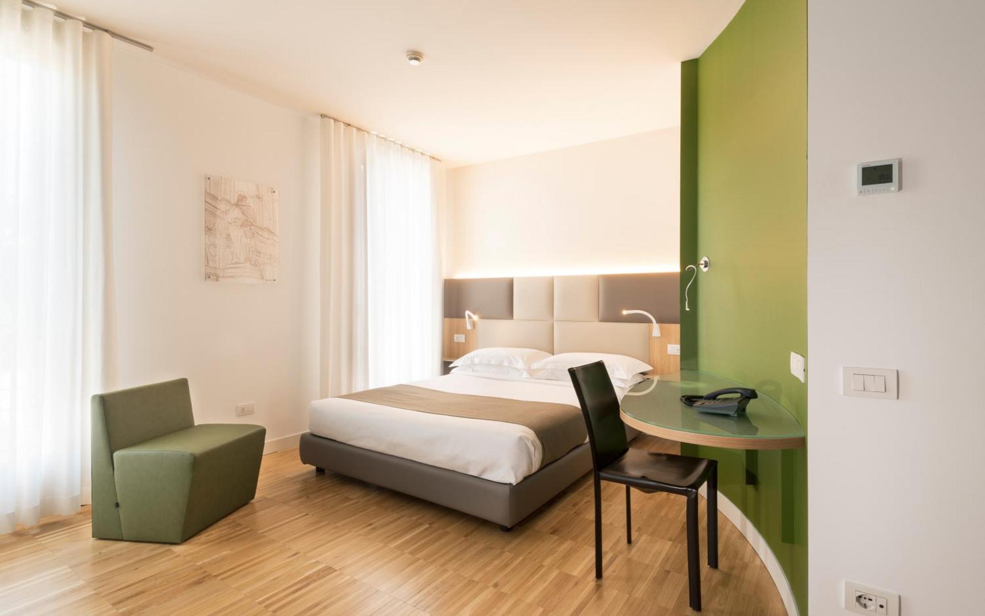 Double or Twin Room Pool View